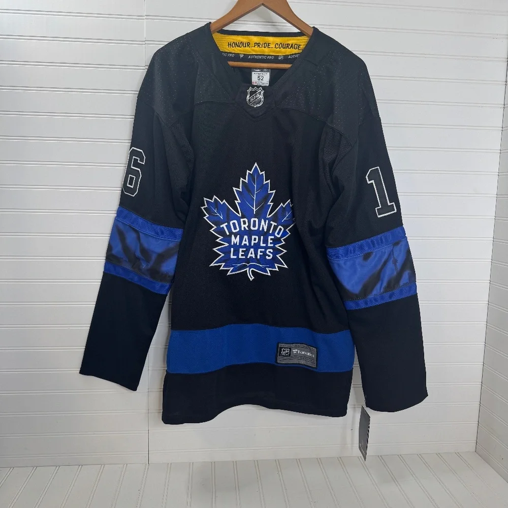 NEW Toronto Maple Leafs Tucker Jersey 16 Jersey Size 52 - Picture 1 of 13